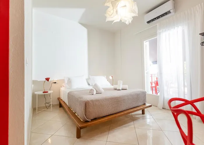 Gasthof Mondrian Skiathos-Stadt