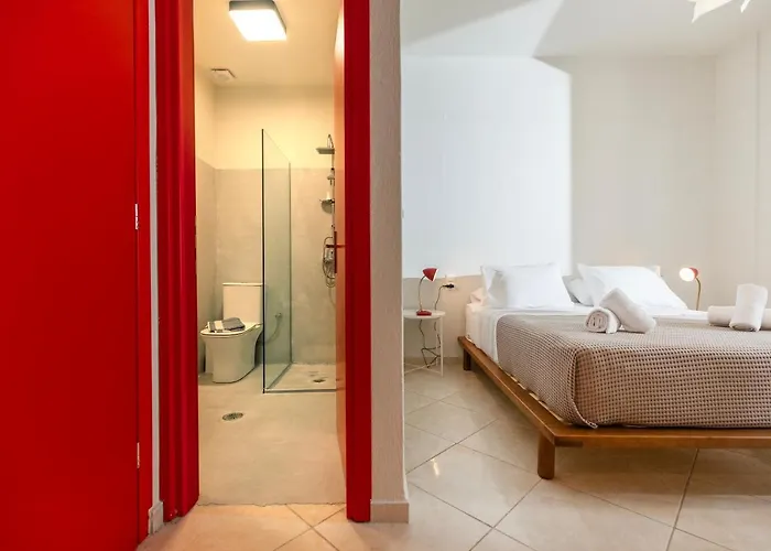 Mondrian Skiathos-Stadt