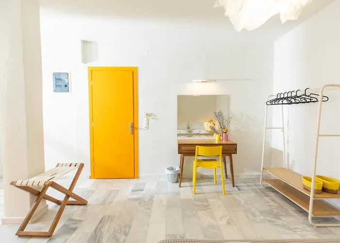 Gasthof Mondrian Skiathos-Stadt