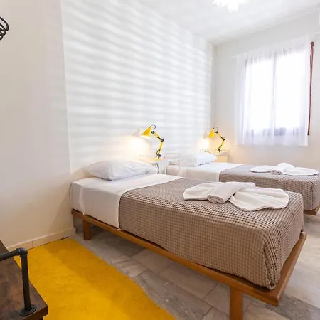 Mondrian ゲストハウス 3*