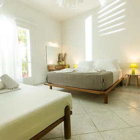 ゲストハウス Mondrian スキアトスタウン