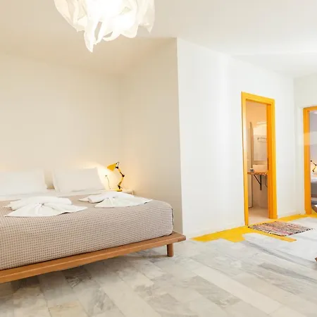 Mondrian ゲストハウス スキアトスタウン