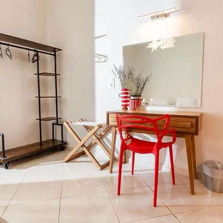 Mondrian ゲストハウス スキアトスタウン